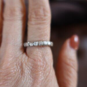 NWOT Saundra Messinger sterling silver ring with square pebbles size 6-6.25